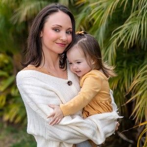 Meet your Posher, Alicia